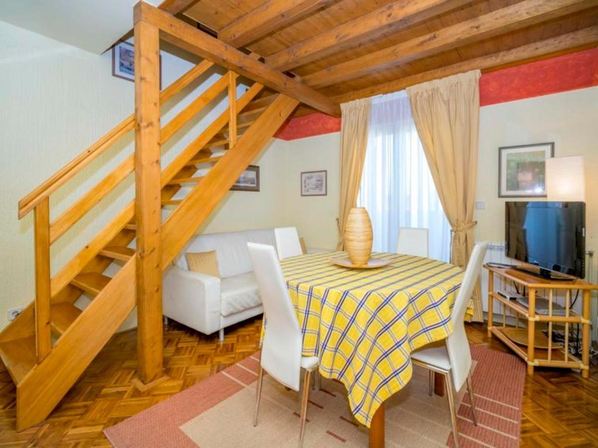 Apartments Villa Rossella 1 Rovinj Exterior photo