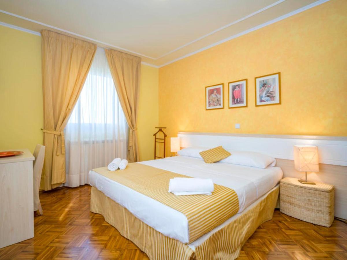 Apartments Villa Rossella 1 Rovinj Exterior photo