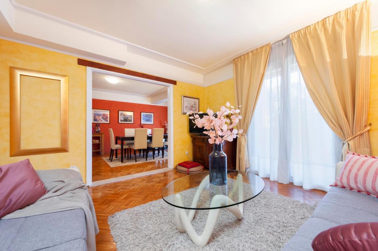 Apartments Villa Rossella 1 Rovinj Exterior photo