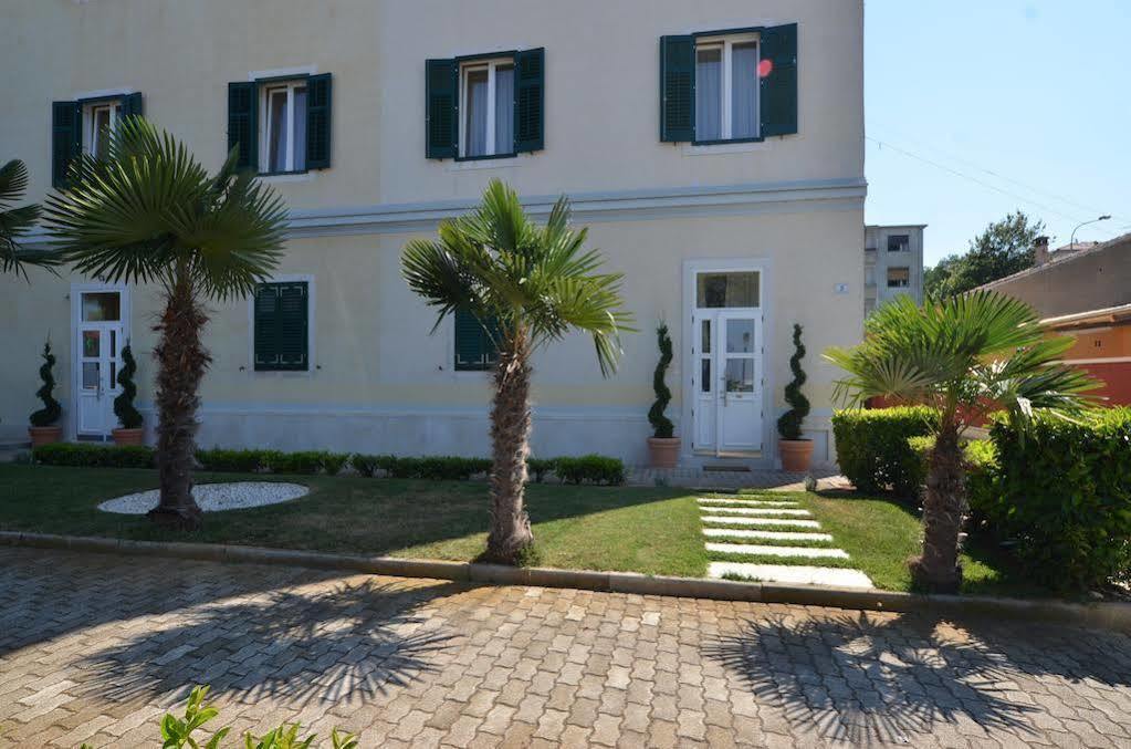 Apartments Villa Rossella 1 Rovinj Exterior photo