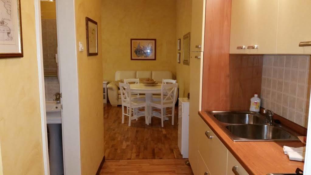 Apartments Villa Rossella 1 Rovinj Exterior photo